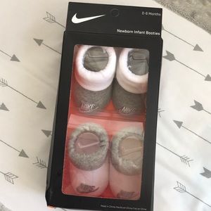 Nike infant bootie socks